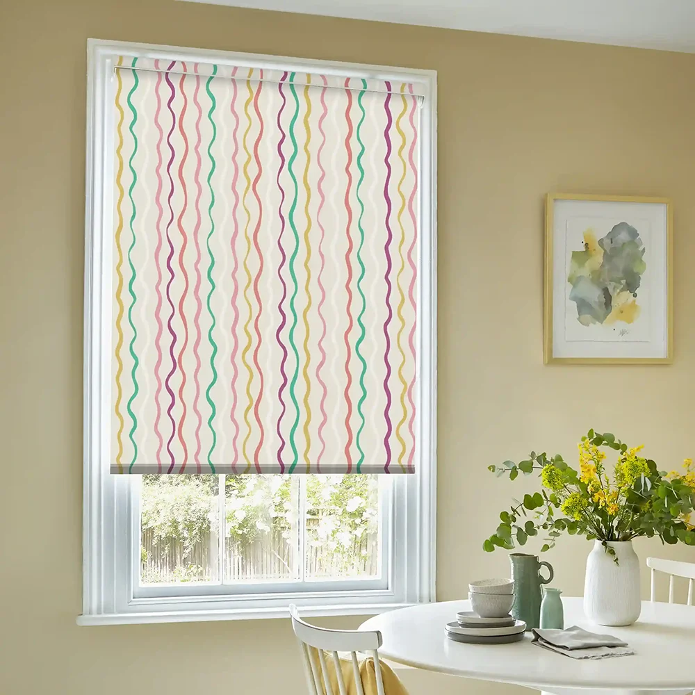 Get sleek roller blinds in various colors and sizes. Perfect for your home – shop now!