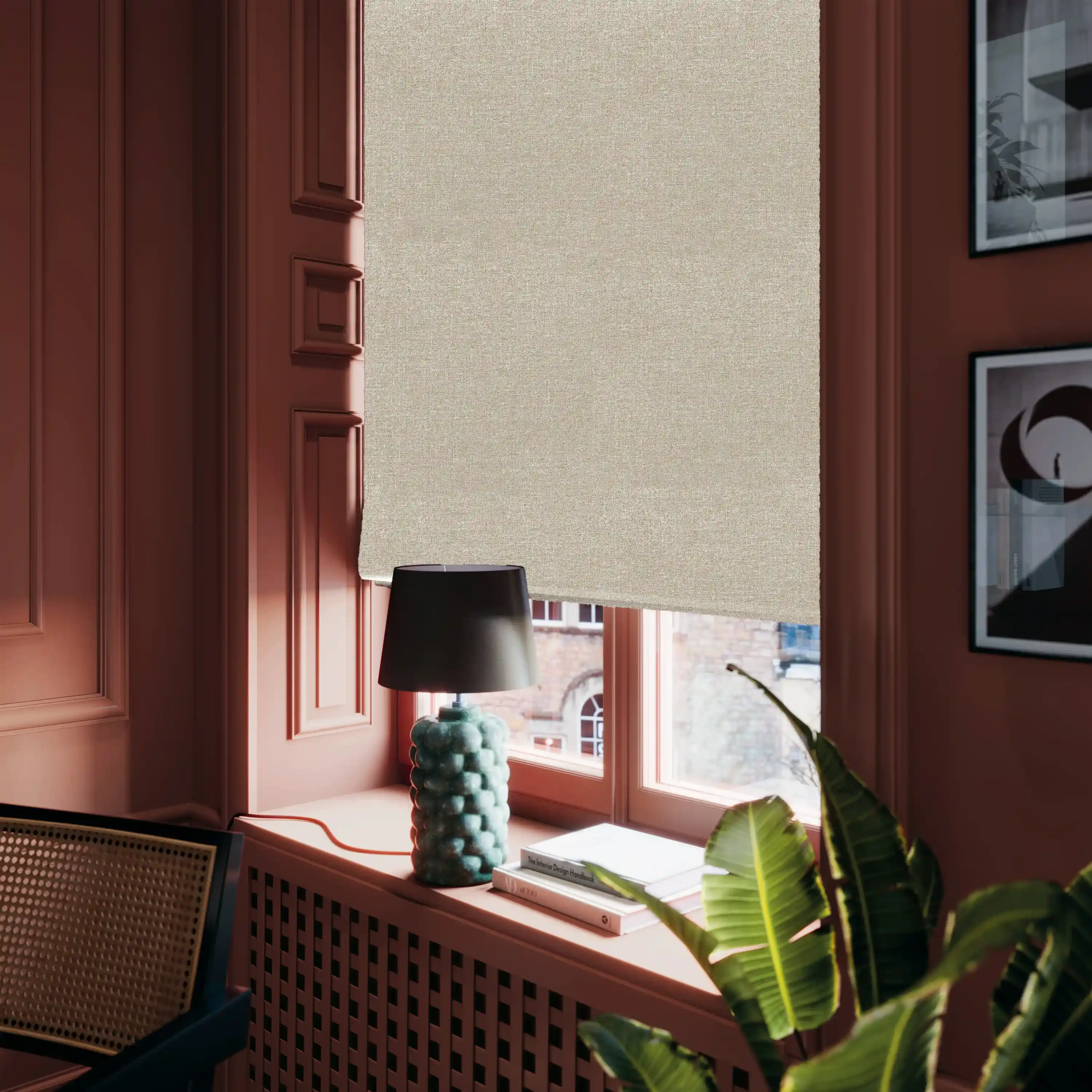 Roman Blinds for Window Seats in Richmond upon Thames (London)—Maximize the style of your window seat with Roman blinds that add function and beauty.