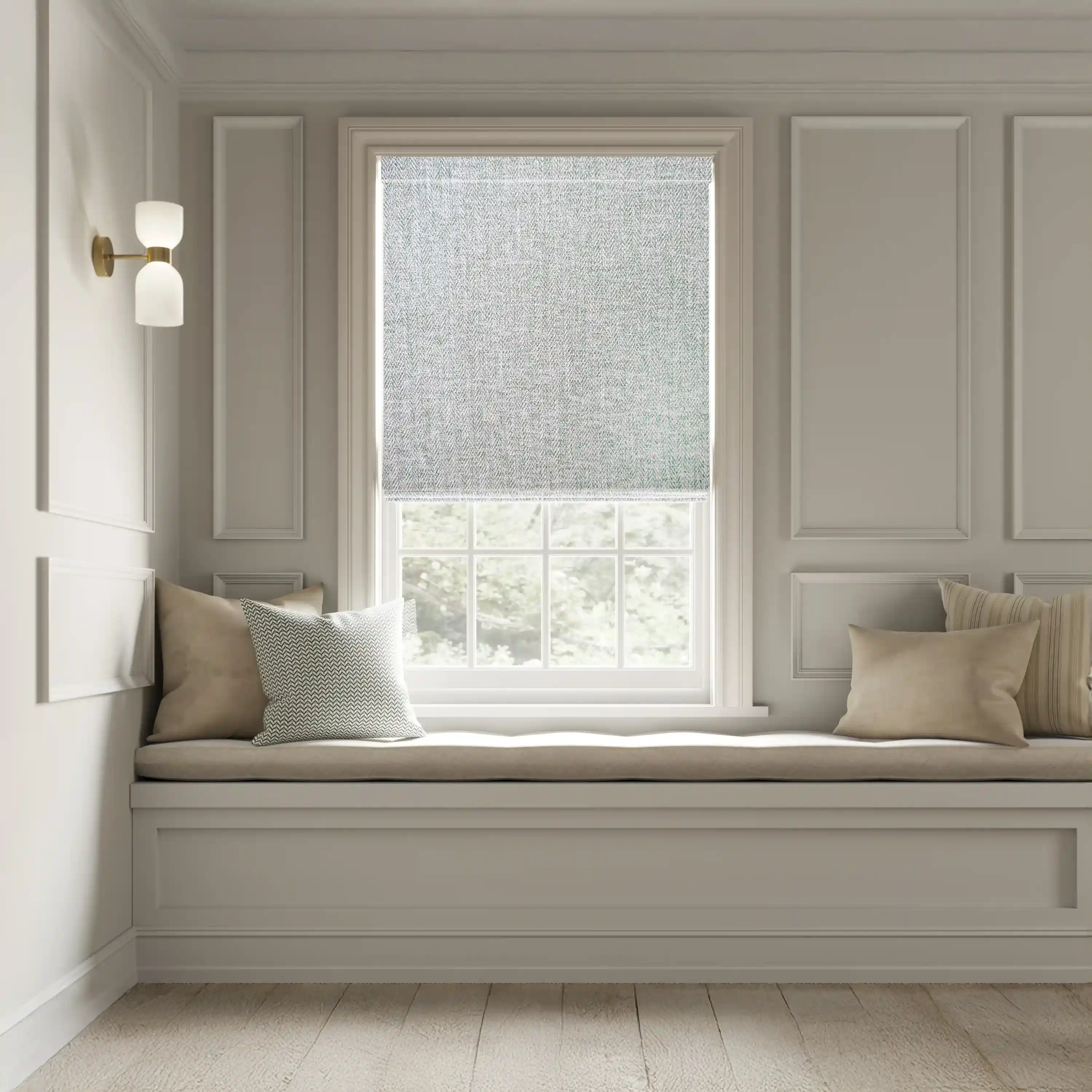 Roman Blinds for Dining Rooms in Leeds (West Yorkshire)—Transform your dining room with Roman blinds designed to combine elegance and functionality.